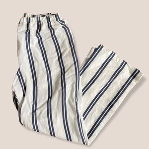 BRANDY MELVILLE Pants🌿